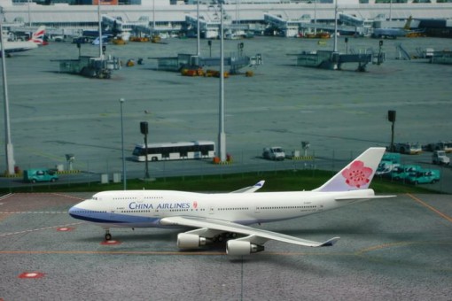 China Airlines 747-400 中華航空  Reg# B-18207 Phoenix 11108 scale 1:400