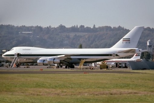 Iran Air Force “Polish” Boeing 747-200 Polish5-8116 Die-Cast Phoenix 11888 Scale 1:400