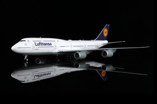Lufthansa Boeing B747-8 Reg: D-ABYP L2106 SQ Wings 1:200