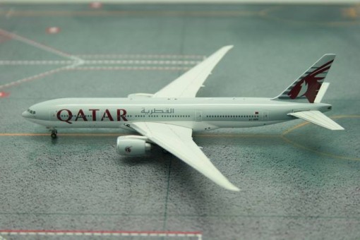 Qatar Airways B777-200LR Reg# A7-BBB