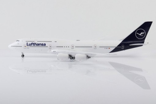 Lufthansa Boeing B747-8 Reg: D-ABYA L2054 SQ Wings 1:200
