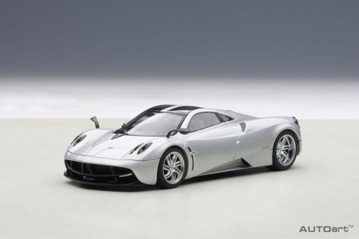 Pagani Huayra Metallic Silver AU58206 AUTOart Scale 1:43