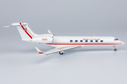 Poland Polish Air Force Gulfstream G550 Business Jet Reg# 0002 NG Models 75021 Scale 1:200