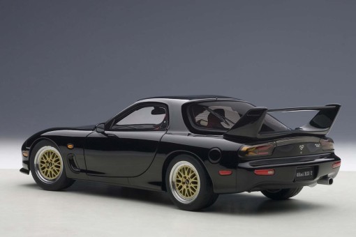 AUTOart Highly detailed die-cast model Mazda RX-7 FD brilliant