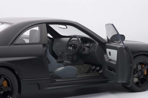 AUTOart Highly detailed die-cast model Matt Black Blue Nissan