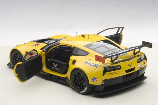 Corvette C7R 24hrs Daytona GTLM 2015 Winner #3 Composite Yellow 81505 Scale 1:18