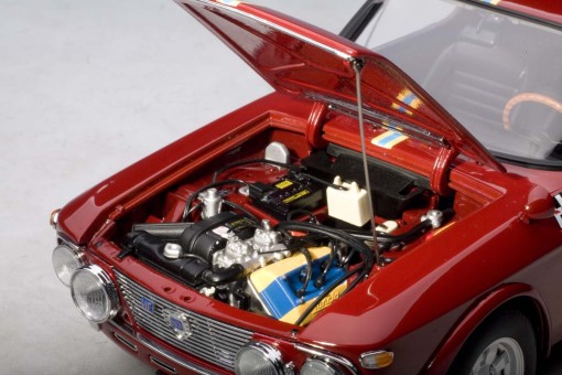 Lancia Fulvia 1.6 HF Fanalone 1/18 Auto Art, no Kyosho (Neu (gemäss