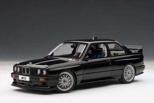 BMW M3 (E30) DTM Plain Body Version, Autoart Black 89247 1:18
