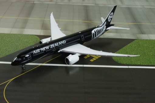 Air New Zealand All Blacks Livery, 787-9 Stretched Reg# ZK-NZE 1:400 eztoys.com die cast scale model