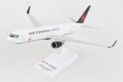 Air Canada Cargo Boeing 767-300F C-GHLU Skymarks SKR1097 scale 1-200