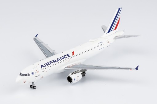 Air France A320-200 F-HEPC(revised modern livery) Die-Cast NG Models 15003 Scale 1:400