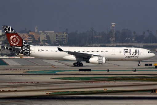 Fiji Airways Airbus A330-343 Reg: DQ-FJW AV4358 Aviation Models 1:400