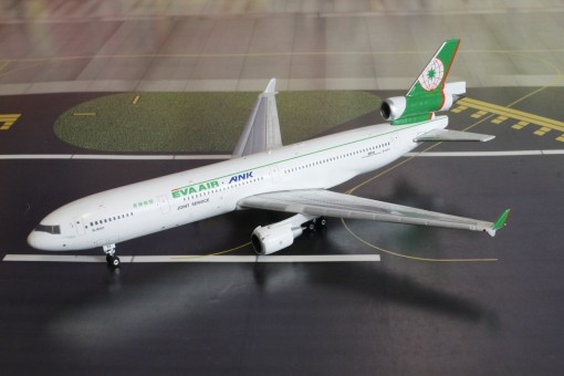 B-16101 Eva air 04176 Phoenix 400 scale model