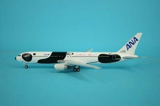 ANA B767-300  “Panda” C/S (JA606A) 
