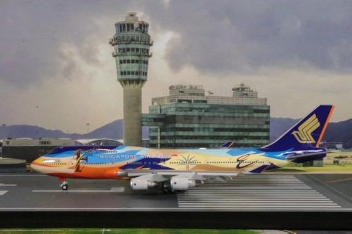 Singapore Airlines Boeing 747-400 Tropical Reg: 9V-SPK HXB615302 HX Models 1:400