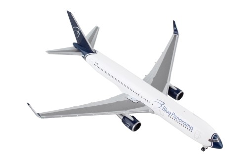 Blue Panorama Boeing 767-300 EI-CMD Citta di Milano Herpa 531559 Herpa scale 1:500 