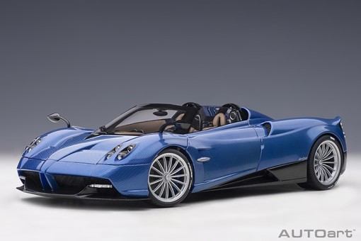 BLU TRICOLORE CARBONPagani Huayra Roadster 'Blu Tricolore Carbon Fiber' 78286 AUTOart scale 1:18