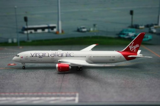 Virgin Atlantic B787-9 Reg# G-VNEW Phoenix scale model 1:400