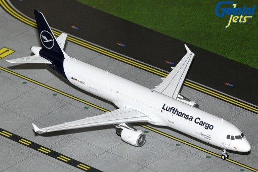 Lufthansa Cargo Airbus A321 A321P2F Gemini 200 G2DLH1152 scale 1:200