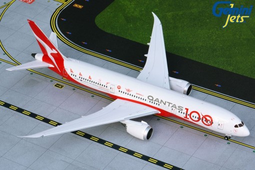 G2QFA885 Qantas 100 Years Boeing 787-9 VH-ZNJ Dreamliner 100 Anniversary GeminiJets G2QFA885 scale 1:200