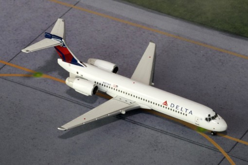 N977AT Delta 717 GJDAL1388