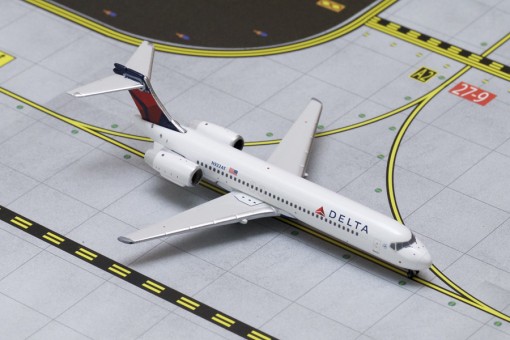 Delta  Airlines Boeing 717 Reg# N922AT Gemini Jets GJDAL1585 