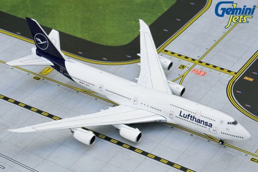Lufthansa Boeing 747-8i New Livery Gemini GJDLH1779 scale 1:400