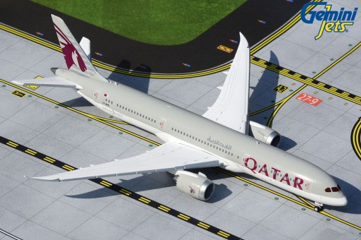 Qatar Airways Boeing 787-9 A7-BHA القطرية‎ GeminiJets GJQTR1915 scale 1:400