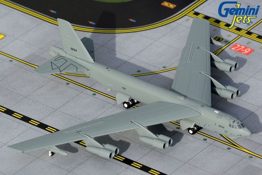 New Mould! U.S. Air Force B-52H Stratofortress Gemini Macs GMUSA112 1:400