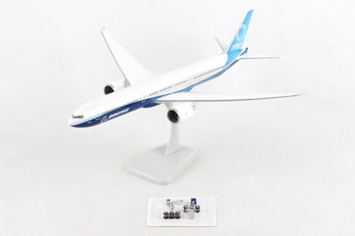Boeing House Blue 777-9X with stand & gears 777X Hogan HG11304G scale 1:200