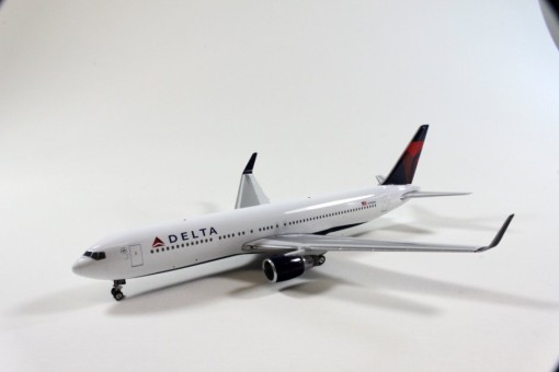 Rare! Delta Airlines B767-300(W) N193DN