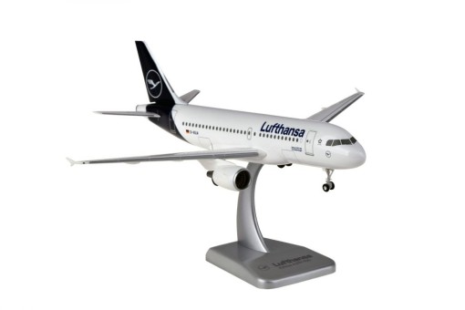 Lufthansa Airbus A319 D-AILW Winglets With Gears & Stand Hogan HGDLH015 Scale 1:200