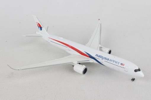 Malaysia Airlines Airbus A350-900 new livery Herpa Wings 532990 scale 1:500