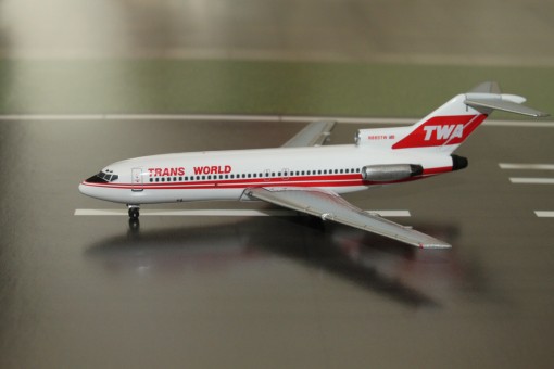 TWA (Tran World Air lines) B727-100 N889TW  