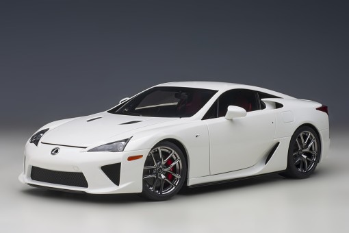 White Lexus LFA Whitest White Die-Cast AUTOart 78850 Scale 1:18