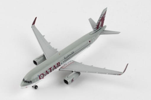 Qatar Airbus A320 Sharklets A7-AHP Herpa Wings 535670 scale 1:500