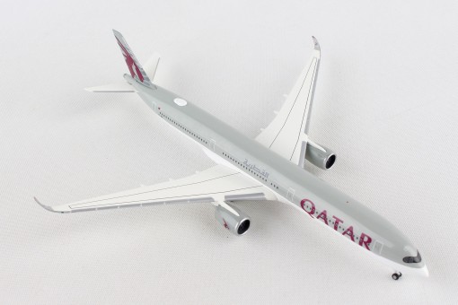 Qatar Airbus A350-1000 registration A7-ANA Herpa Wings 531597 scale 1-500