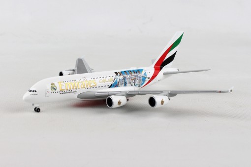 Marcelo, Cristiano Ronaldo, Benzema, Gareth Bale, Real Madrid 2018 Emirates Airbus A380 A6-EUG Herpa 531931 scale 1:500