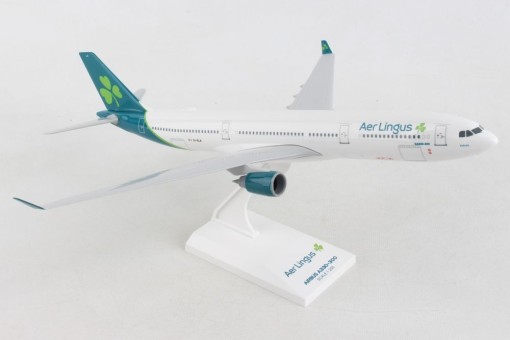 Aer Lingus Airbus A330-300 EI-ELA new livery with stand Skymarks SKR1024 scale 1:200