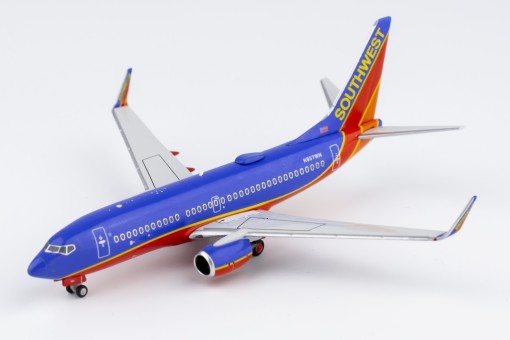 Southwest Airlines 737-700/w N957WN(Canyon Blue livery) NG Models 77023 Scale 1:400