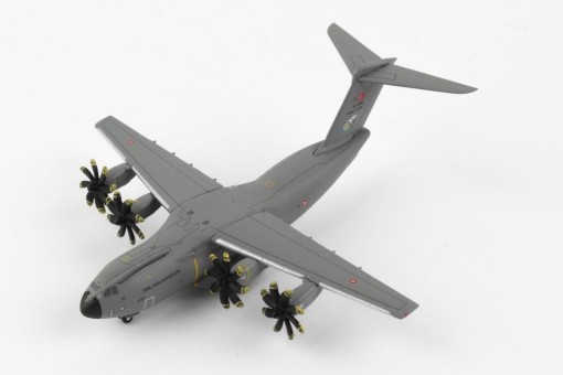 Turkish Air Force Airbus A400M Atlas 18-0093 221ST Filo Esen "Breeze" Herpa 535656 scale 1:500