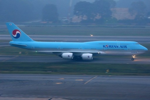 Korean Air Boeing 747-8i Reg HL7644 Phoenix Model 04175 Scale 1:400