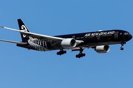 Air New Zealand Boeing 777-300ER ZK-OKQ HG11915G Stand & Gears HG11915G Scale 1:200 