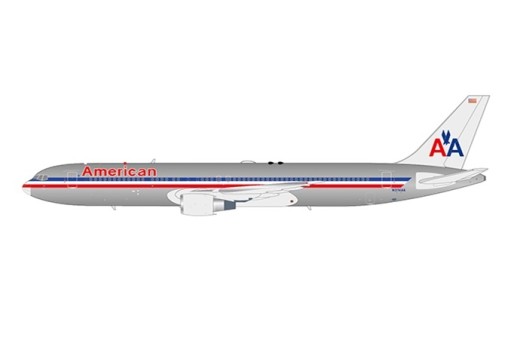 American Airlines Boeing 767-300ER N374AA With Stand JC Wings LH2AAL171  Scale 1:200