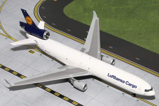 Lufthansa Cargo MD-11F Reg# D-ALCN G2DLH487 Scale 1:200