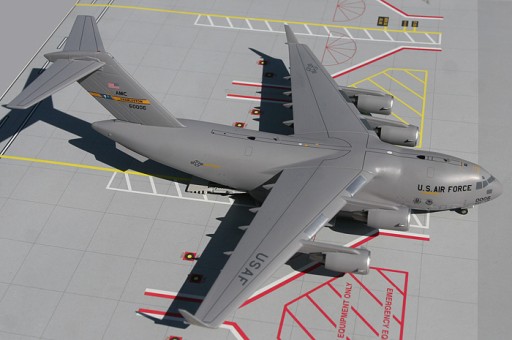 USAF Boeing C-17  'Charleston AFB'  1:200