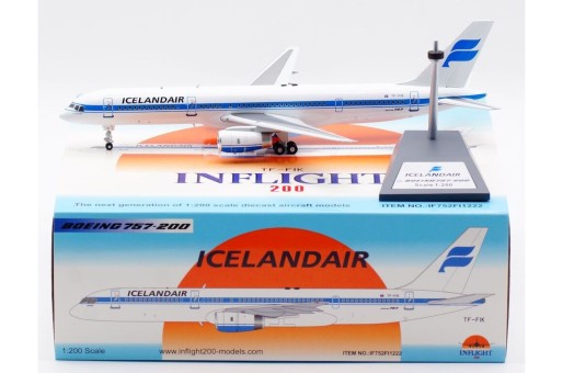 Icelandair Boeing 757-28A TF-FIK IF752FI1222 with stand InFlight200 Scale 1:200