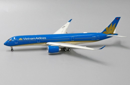 Flaps down Vietnam Airlines Airbus A350-900 VN-A891 JC Wings LH4HVN053A scale 1:400