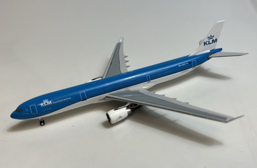 KLM Airbus A330-300 PH-AKF Aero Classics AC411161 Die-Cast Scale 1:400