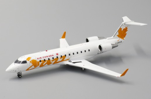 Jazz CRJ-200ER Yellow C-FEJA Air Canada LH2ACA191 scale 1:200